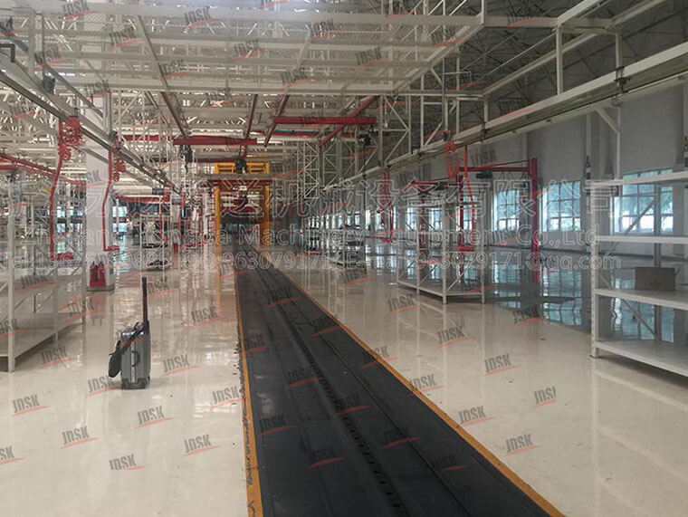 重卡底盤生產線